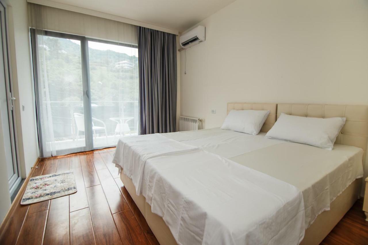 Gonio Hotel Ararat المظهر الخارجي الصورة