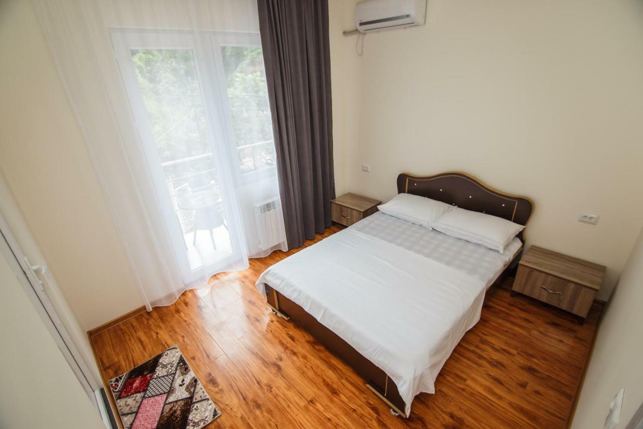 Gonio Hotel Ararat المظهر الخارجي الصورة